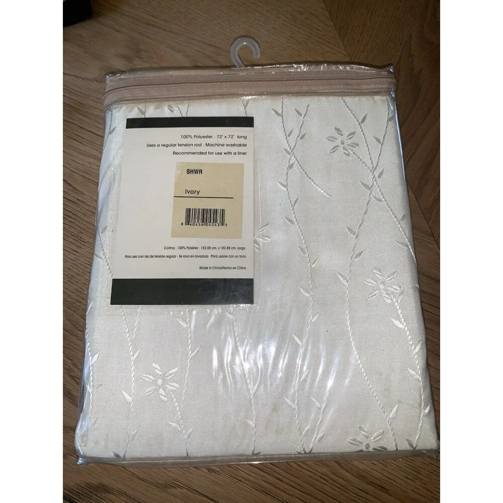 Chris a Shower Curtain 72x72